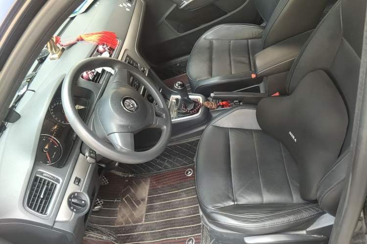 Used Volkswagen Lavida 2013 Restyled Classic 1.6L Manual Comfort Edition Left Front Seat