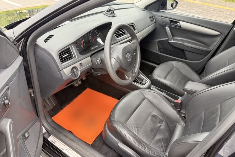 Used Volkswagen Lavida 2013 Restyled Classic 1.6L Automatic Comfort Edition Left Front Seat