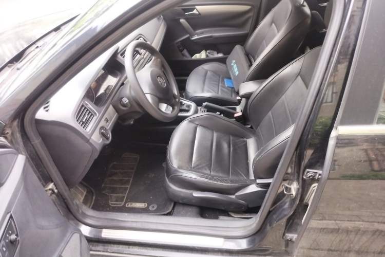 Used Volkswagen Lavida 2013 Restyled Classic 1.6L Automatic Comfort Edition Left Front Seat