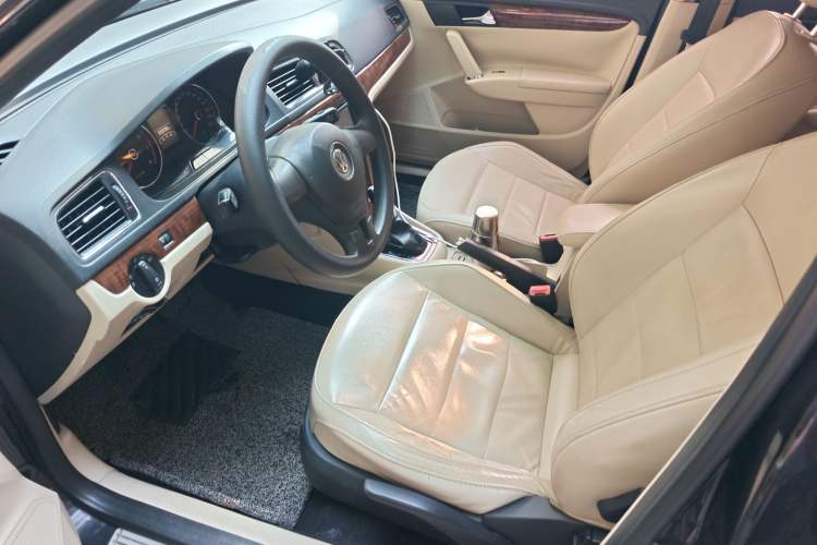 Used Volkswagen Lavida 2013 Restyled Classic 1.6L Automatic Comfort Edition Left Front Seat