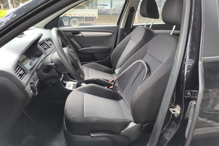 Used Volkswagen Lavida 2013 Revised Classic 1.6L Manual Fashion Edition Left Front Seat