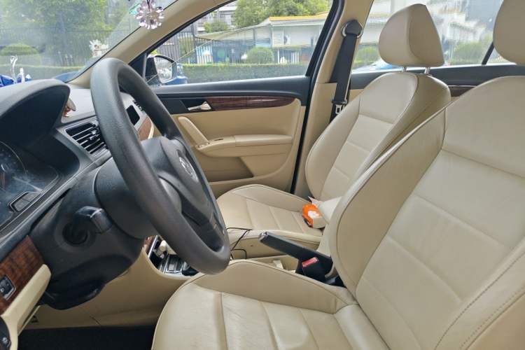 Used Volkswagen Lavida 2013 Restyled Classic 1.6L Manual Comfort Edition Left Front Seat