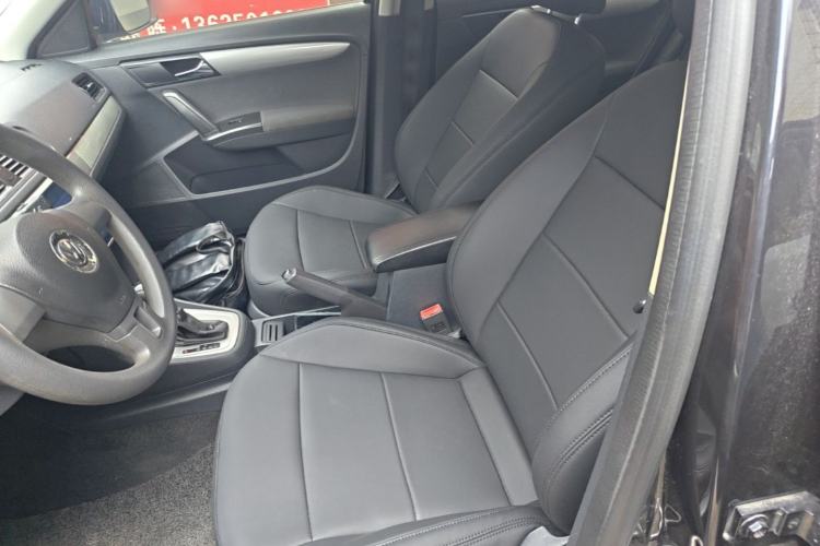 Used Volkswagen Lavida 2013 Revised Classic 1.6L Automatic Fashion Edition Left Front Seat