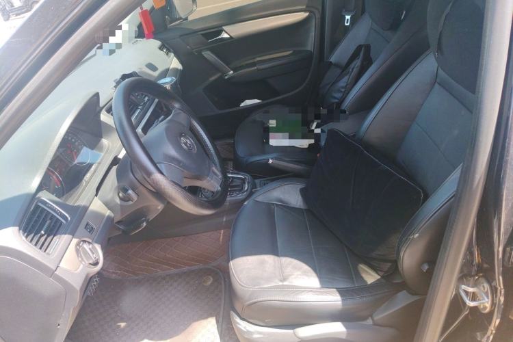 Used Volkswagen Lavida 2013 Restyled Classic 1.6L Automatic Comfort Edition Left Front Seat