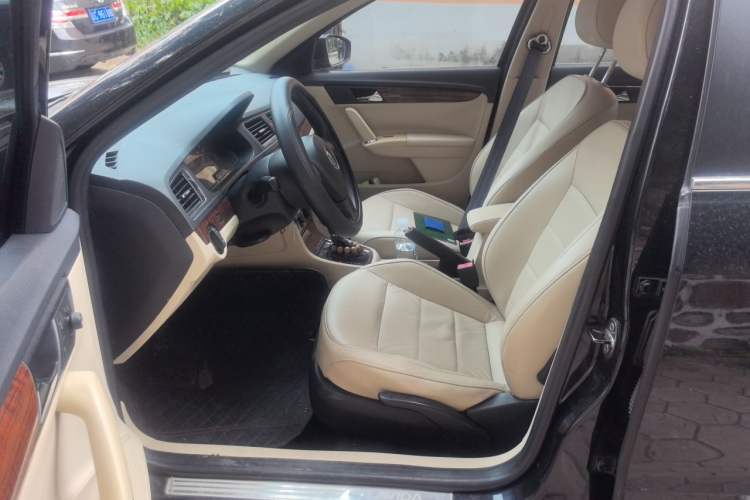Used Volkswagen Lavida 2013 Restyled Classic 1.6L Automatic Comfort Edition Left Front Seat