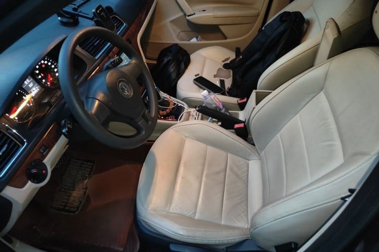 Used Volkswagen Lavida 2013 1.6L Automatic Comfort Edition Left Front Seat