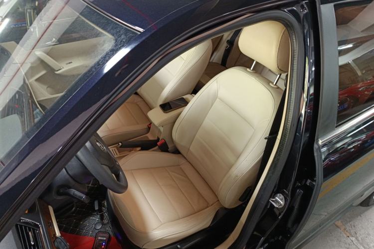 Used Volkswagen Lavida 2013 Restyled Classic 1.6L Automatic Comfort Edition Left Front Seat