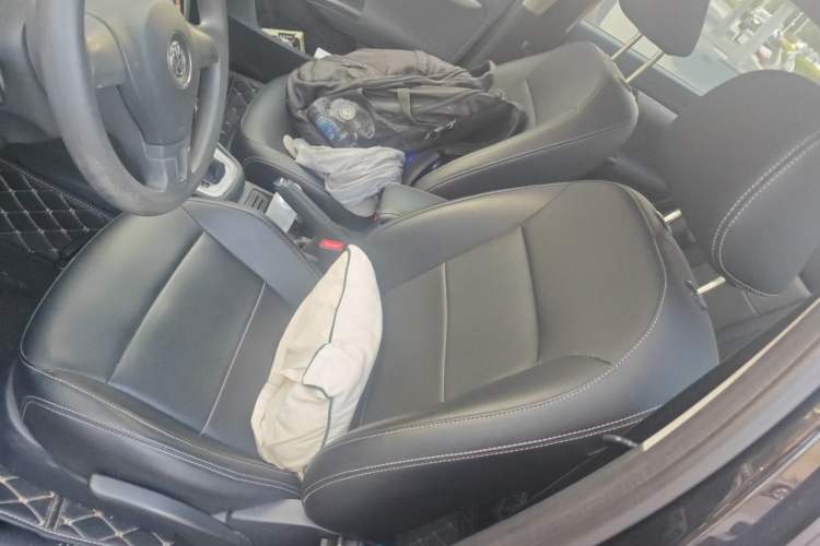 Used Volkswagen Lavida 2013 Revised Classic 1.6L Automatic Fashion Edition Left Front Seat