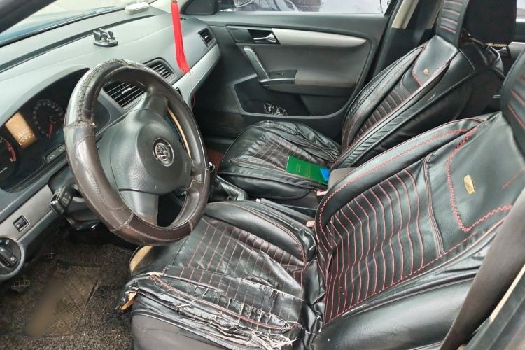 Used Volkswagen Lavida 2013 Revised Classic 1.6L Manual Fashion Edition Left Front Seat