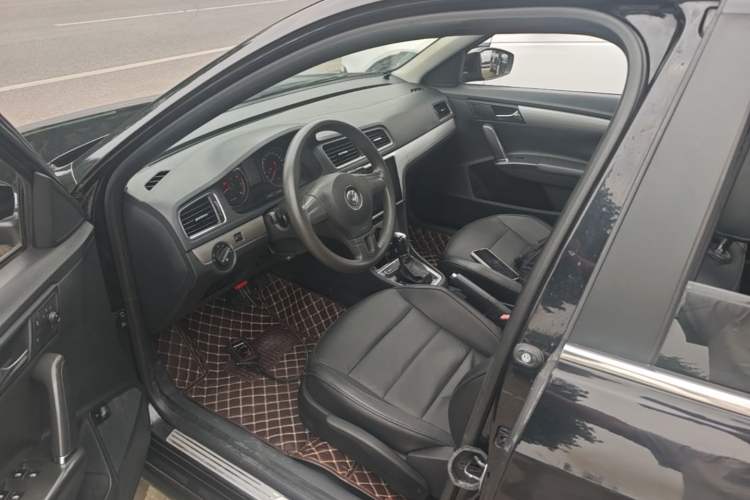 Used Volkswagen Lavida 2013 Restyled Classic 1.6L Automatic Comfort Edition Left Front Seat