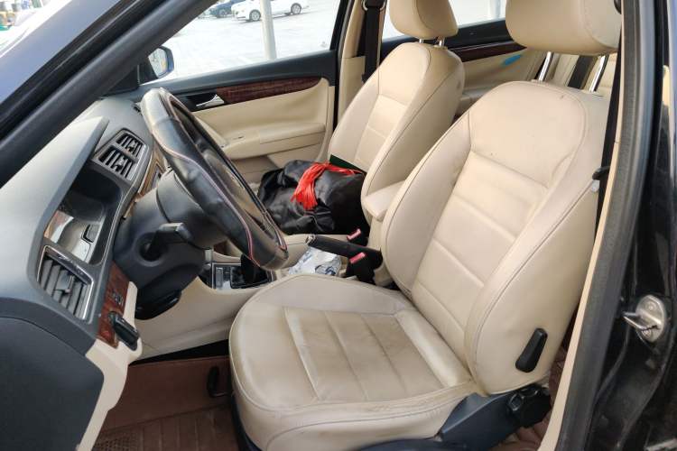 Used Volkswagen Lavida 2013 Restyled Classic 1.6L Manual Comfort Edition Left Front Seat