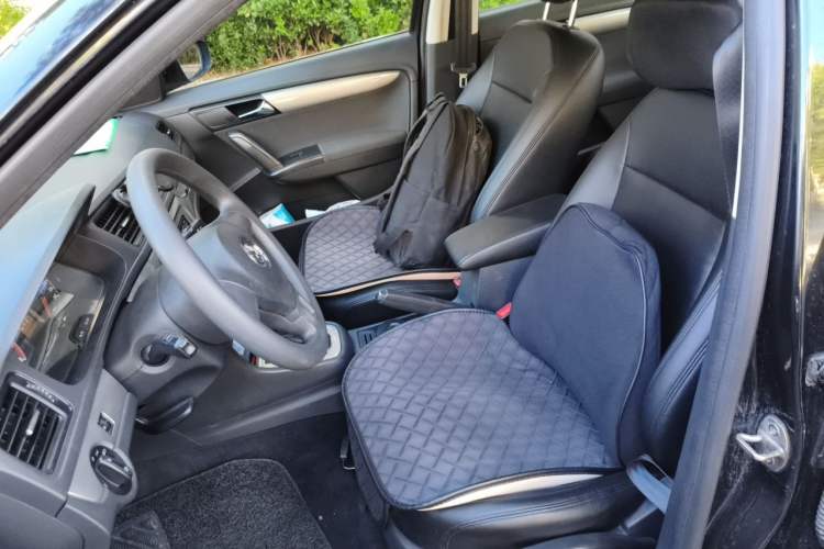 Used Volkswagen Lavida 2013 Revised Classic 1.6L Automatic Fashion Edition Left Front Seat