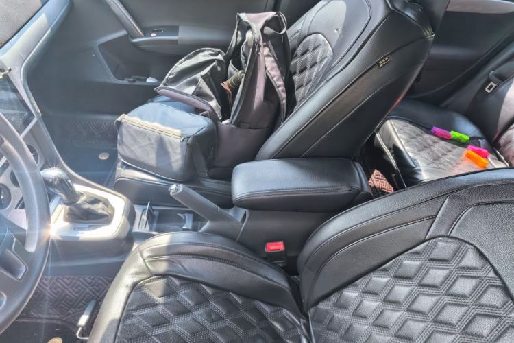 Used Volkswagen Lavida 2013 1.6L Automatic Fashion Edition Left Front Seat