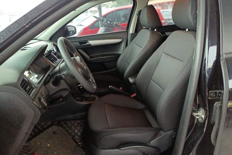 Used Volkswagen Lavida 2013 Revised Classic 1.6L Automatic Fashion Edition Left Front Seat