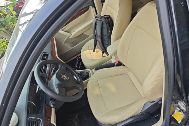 Used Volkswagen Lavida 2013 1.6L Automatic Fashion Edition Left Front Seat