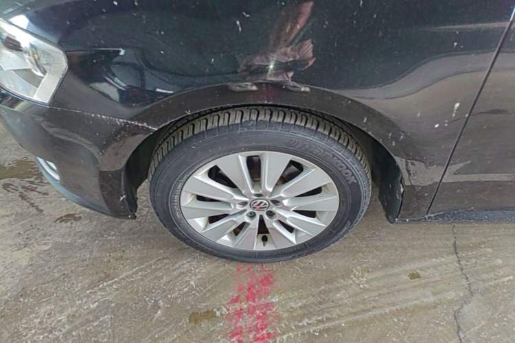 Used Volkswagen Lavida 2013 Restyled Classic 1.6L Automatic Comfort Edition Left Front Wheel Hub