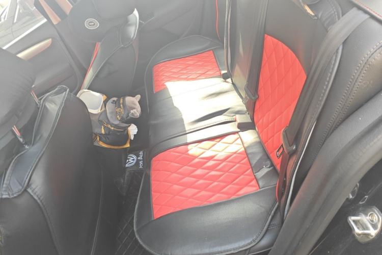 Used Volkswagen Lavida 2013 Revised Classic 1.6L Automatic Fashion Edition Left Rear Seat