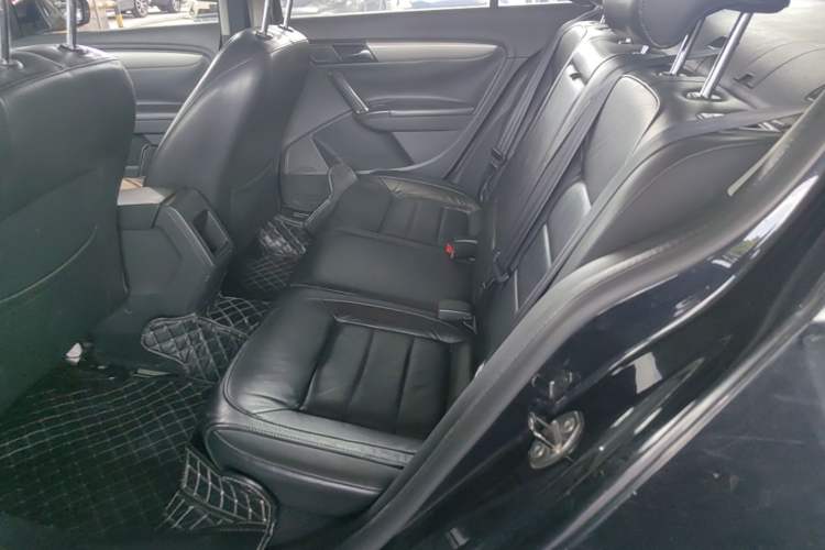 Used Volkswagen Lavida 2013 Revised Version 1.4 TSI DSG Comfort Edition Left Rear Seat