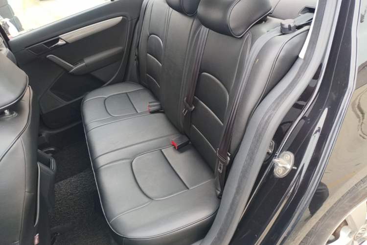 Used Volkswagen Lavida 2013 Revised Classic 1.6L Automatic Fashion Edition Left Rear Seat