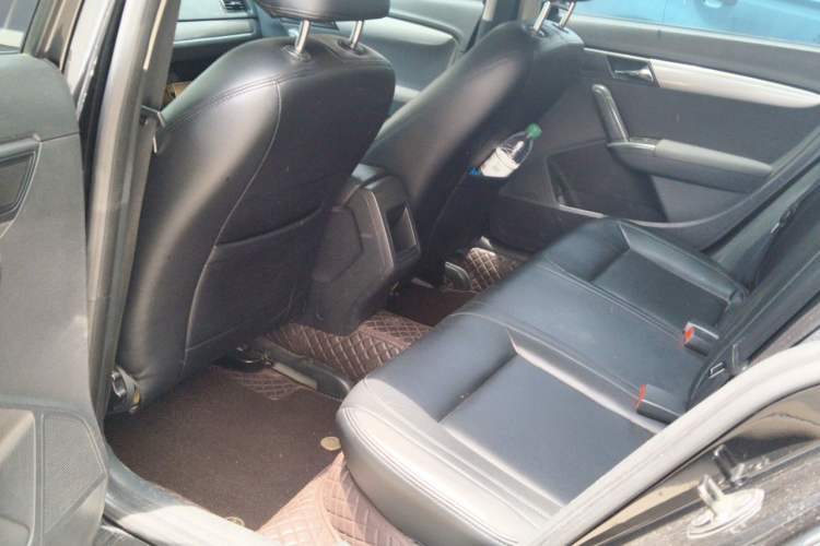 Used Volkswagen Lavida 2013 Revised Classic 1.6L Manual Fashion Edition Left Rear Seat