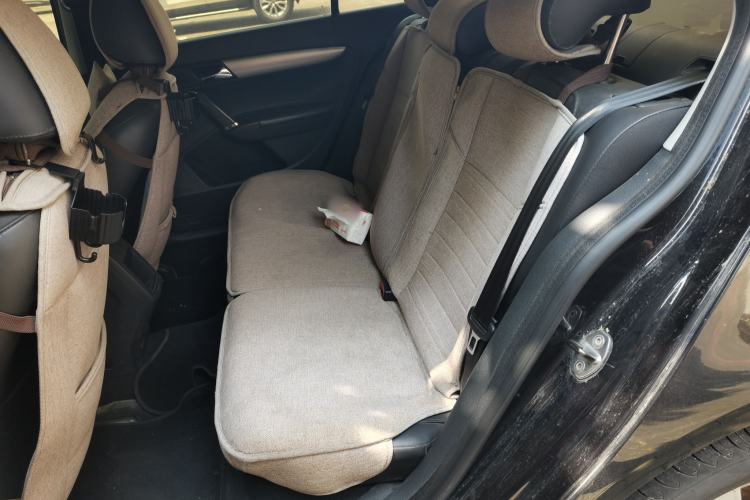 Used Volkswagen Lavida 2013 Revised Version 1.4 TSI Manual Comfort Edition Left Rear Seat