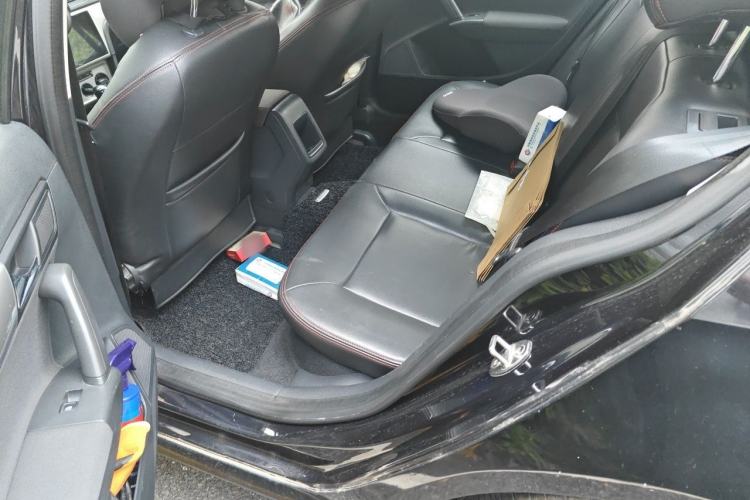 Used Volkswagen Lavida 2013 Classic 1.6L Automatic Fashion Edition Left Rear Seat