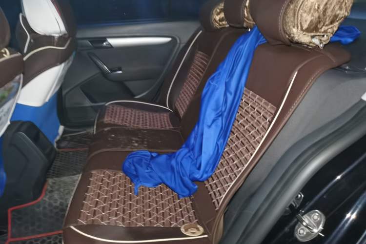 Used Volkswagen Lavida 2013 Revised Classic 1.6L Manual Fashion Edition Left Rear Seat