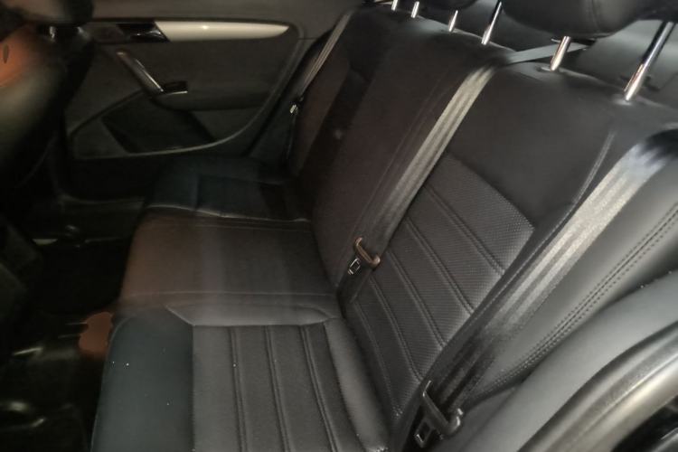 Used Volkswagen Lavida 2013 Revised Classic 1.6L Manual Fashion Edition Left Rear Seat