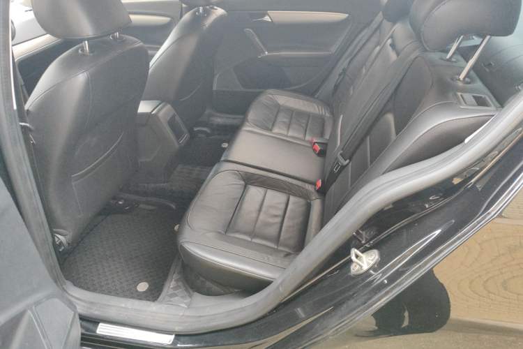 Used Volkswagen Lavida 2013 Restyled Classic 1.6L Manual Comfort Edition Left Rear Seat