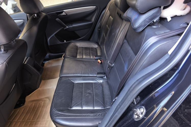 Used Volkswagen Lavida 2013 1.6L Automatic Comfort Edition Left Rear Seat
