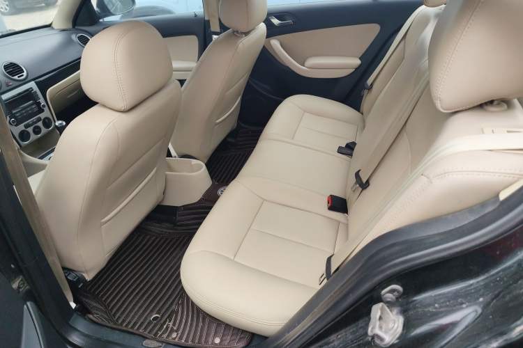 Used Volkswagen Lavida 2013 Classic 1.6L Manual Fashion Edition Left Rear Seat