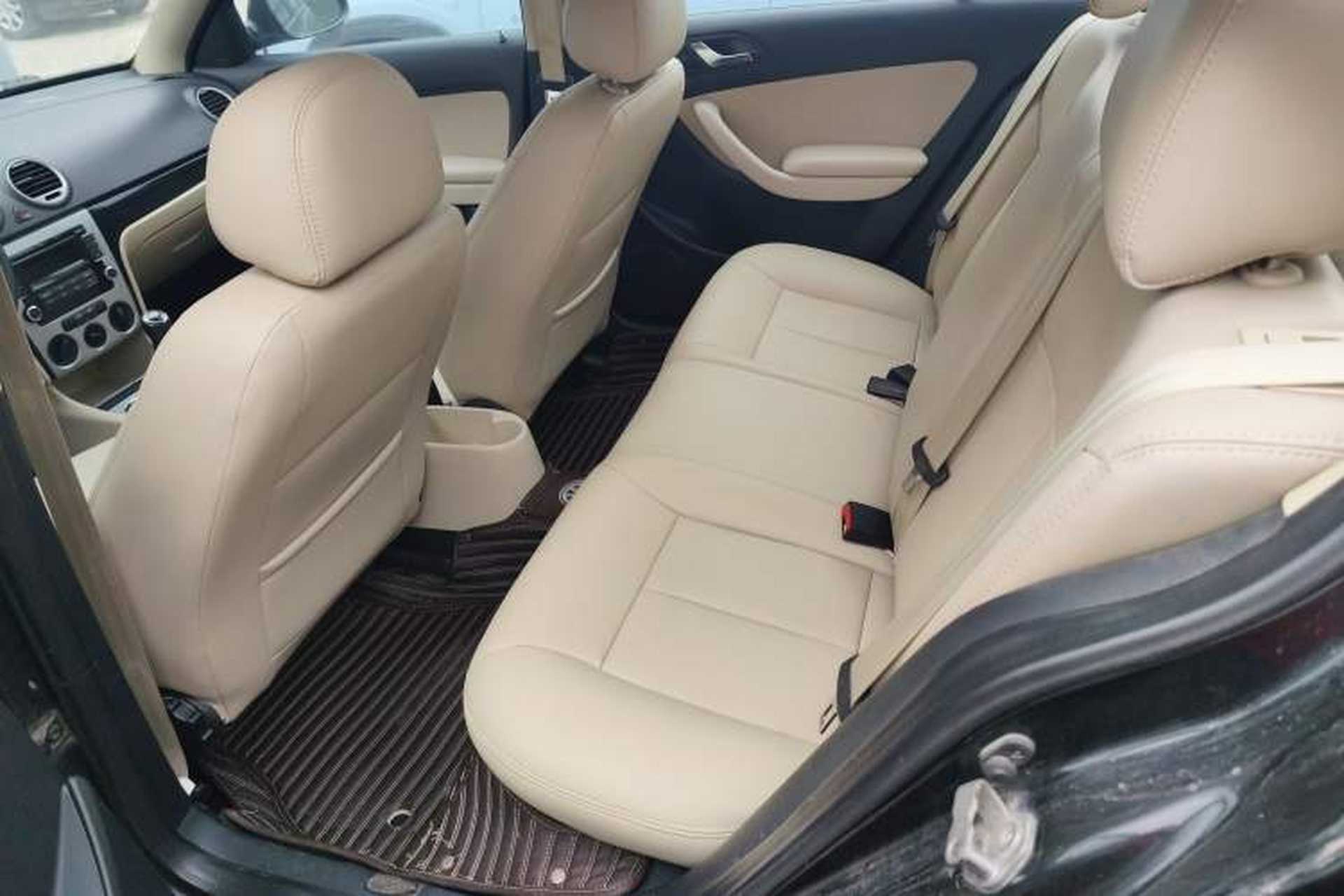 Used Volkswagen Lavida 2013 Classic 1.6L Manual Fashion Edition Left Rear Seat