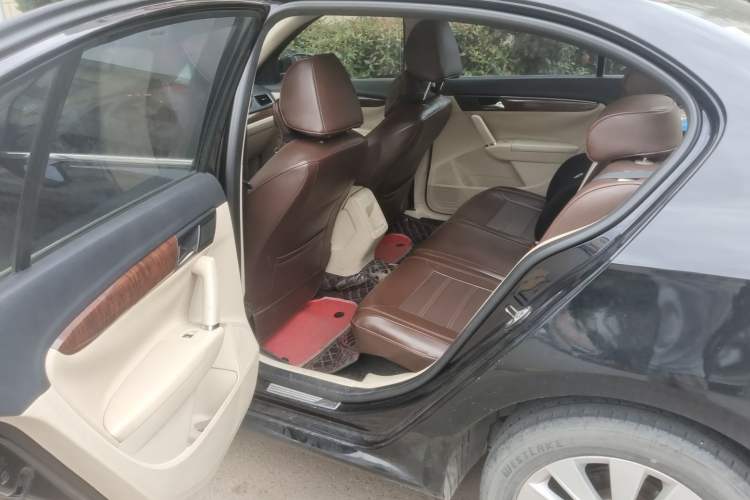 Used Volkswagen Lavida 2013 1.4TSI DSG Comfort Edition Left Rear Seat