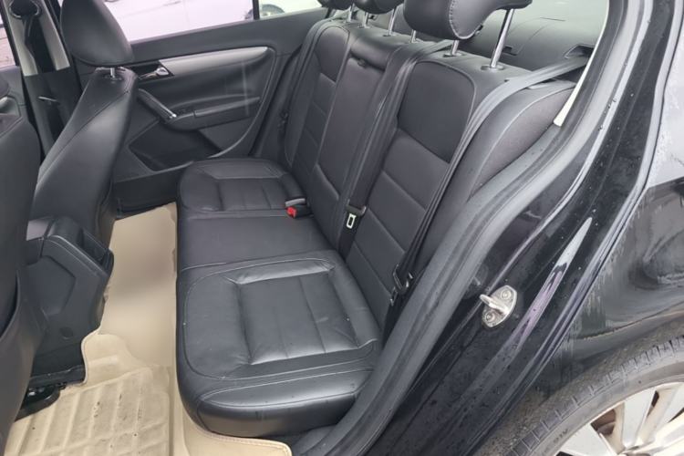 Used Volkswagen Lavida 2013 1.6L Automatic Comfort Edition Left Rear Seat