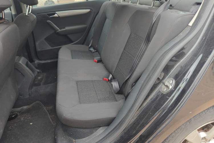 Used Volkswagen Lavida 2013 Revised Classic 1.6L Automatic Fashion Edition Left Rear Seat