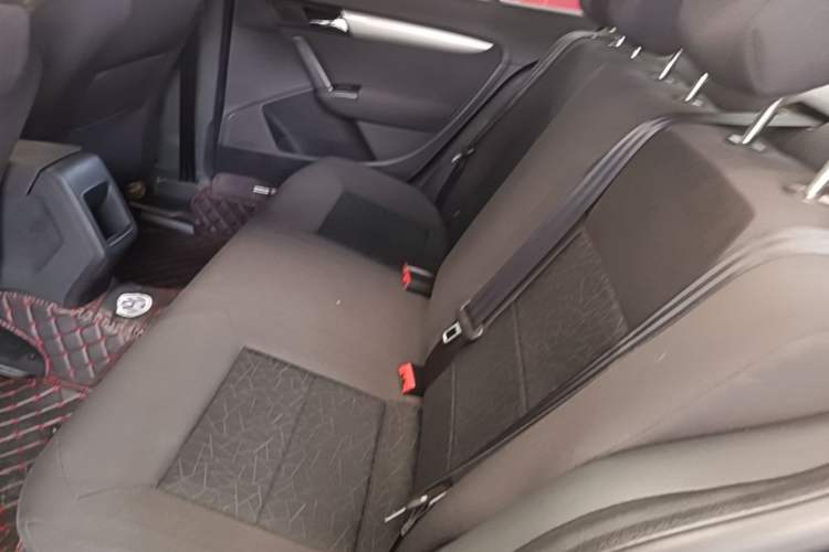 Used Volkswagen Lavida 2013 Revised Classic 1.6L Automatic Fashion Edition Left Rear Seat