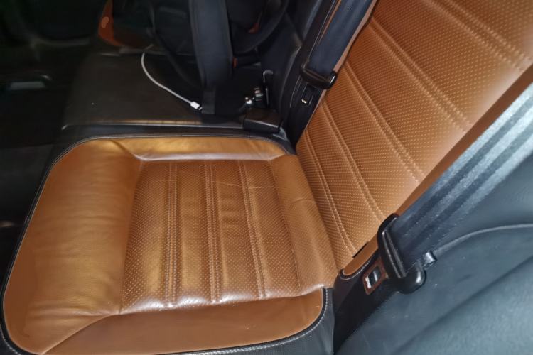 Used Volkswagen Lavida 2013 1.6L Automatic Comfort Edition Left Rear Seat