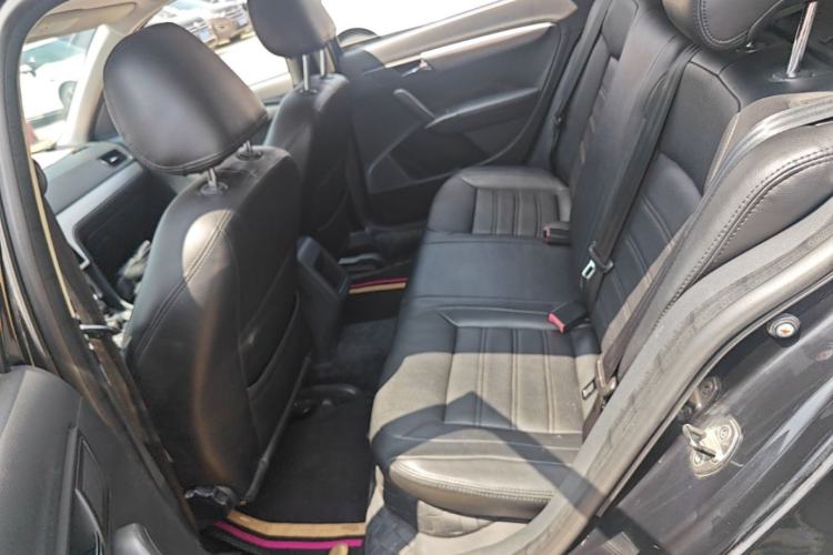 Used Volkswagen Lavida 2013 Revised Classic 1.6L Automatic Fashion Edition Left Rear Seat