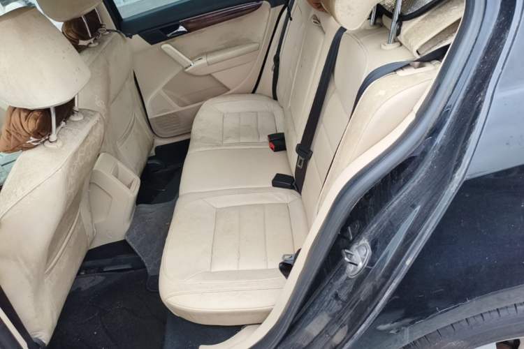 Used Volkswagen Lavida 2013 1.4TSI DSG Comfort Edition Left Rear Seat