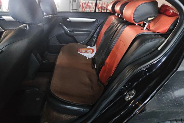 Used Volkswagen Lavida 2013 1.6L Manual Comfort Edition Left Rear Seat