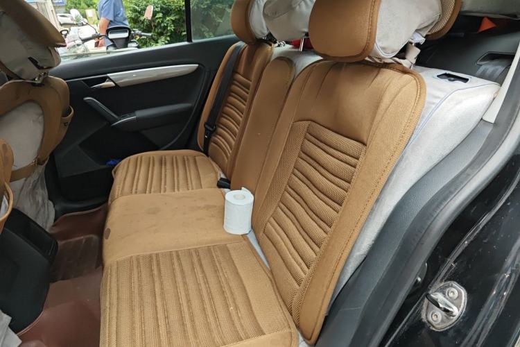 Used Volkswagen Lavida 2013 Revised Classic 1.6L Manual Fashion Edition Left Rear Seat