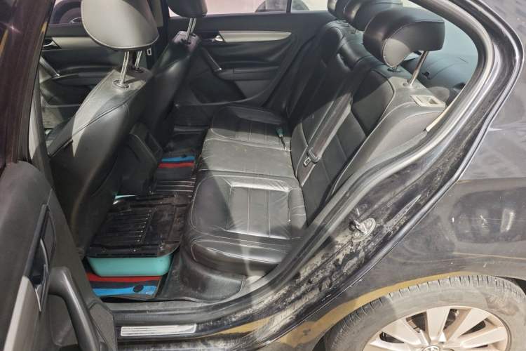 Used Volkswagen Lavida 2013 1.4TSI DSG Comfort Edition Left Rear Seat
