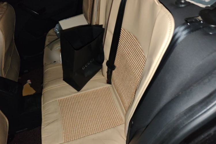 Used Volkswagen Lavida 2013 Revised Classic 1.6L Automatic Fashion Edition Left Rear Seat