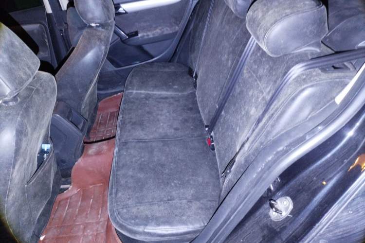 Used Volkswagen Lavida 2013 Revised Classic 1.6L Manual Fashion Edition Left Rear Seat