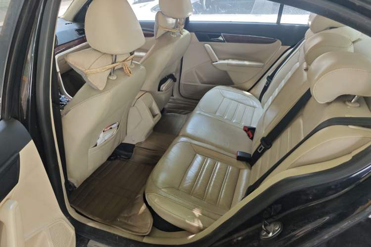 Used Volkswagen Lavida 2013 1.4TSI DSG Comfort Edition Left Rear Seat