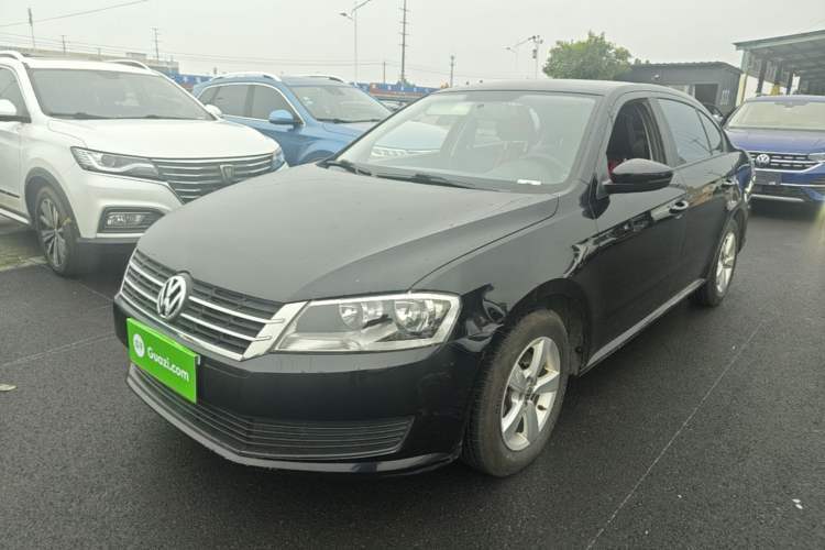 Used Volkswagen Lavida 2013 Revised Classic 1.6L Manual Fashion Edition Guazi used car, China used car export, Used car for sale, Used  cars, Cheapest cars for sale