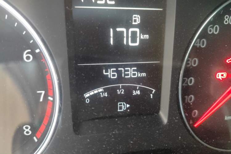Used Volkswagen Lavida 2013 Restyled Classic 1.6L Manual Comfort Edition Odometer Close Up