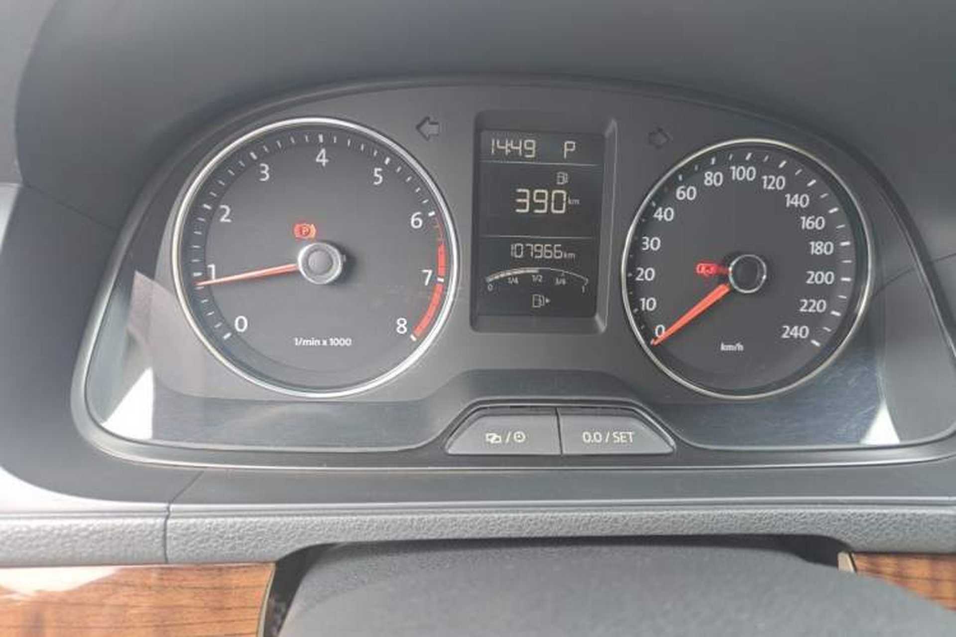 Used Volkswagen Lavida 2013 Restyled Classic 1.6L Automatic Comfort Edition Odometer Close Up