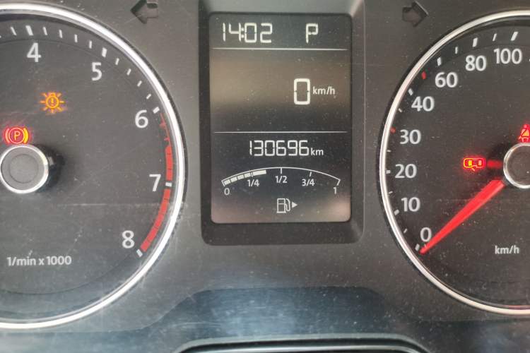 Used Volkswagen Lavida 2013 Restyled Classic 1.6L Automatic Comfort Edition Odometer Close Up