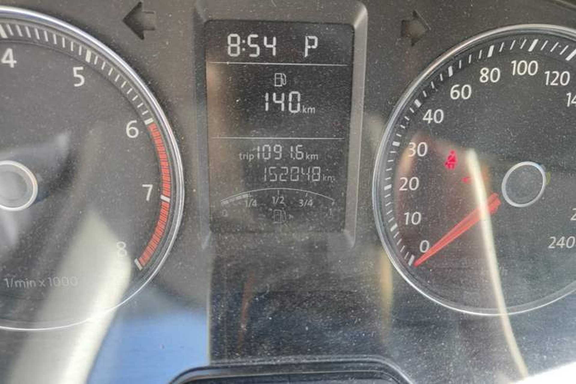 Used Volkswagen Lavida 2013 1.4TSI DSG Comfort Edition Odometer Close Up